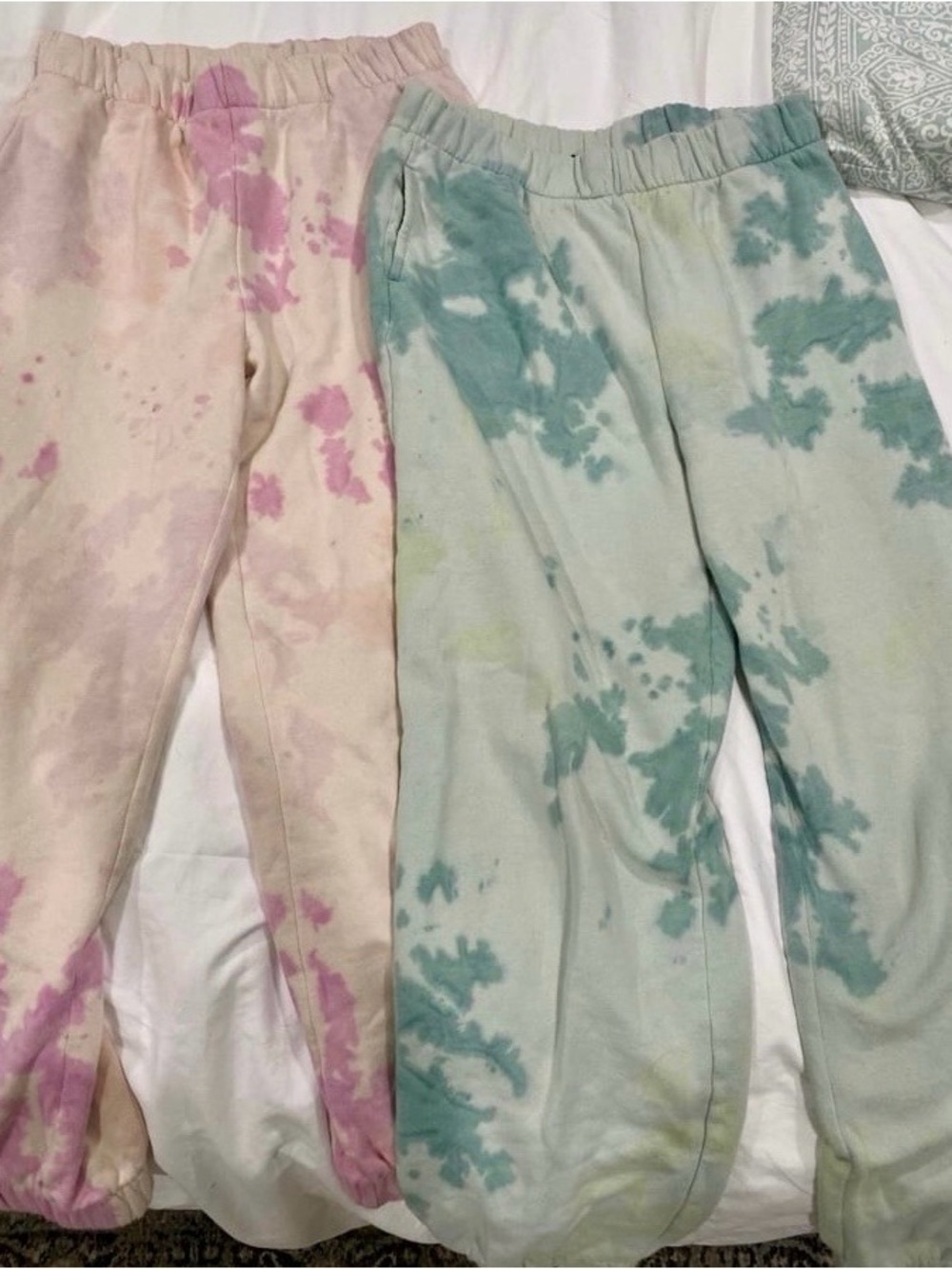 Lot of 2 Wild Fable Tie-Dye Sweatpants in Pastel Pink & Mint